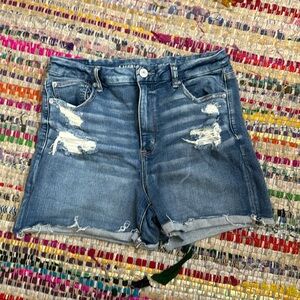 American Eagle Curvy High Rise Short SIZE 14